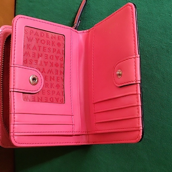 Kate Spade New York Cara Wellesley Wallet - Picture 5 of 7